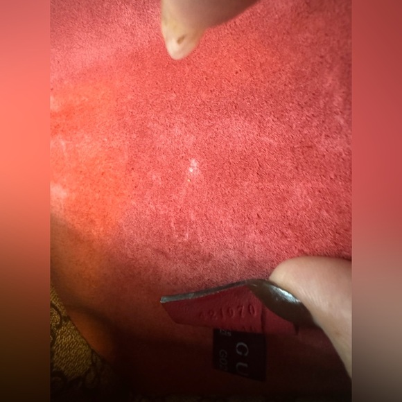 Gucci Dionysus GG Small Shoulder Bag - Picture 7 of 16